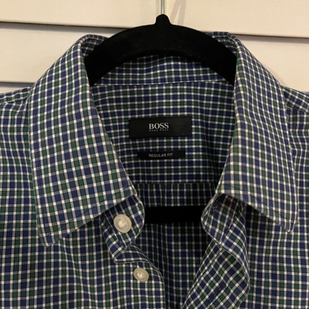 Hugo Boss Button Up - L - Picture 2 of 3